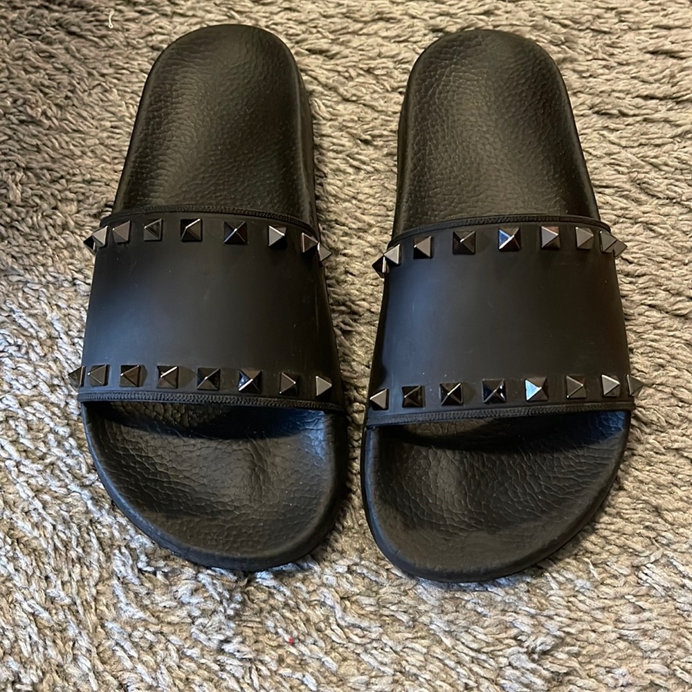Authentic Valentino Rockstud Rubber Slider Sandal